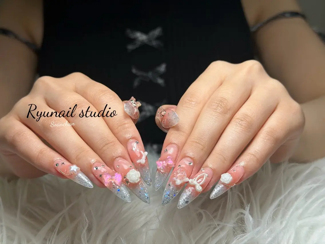 ネイル アートネイル ジェルネイル マグネットネイル ニュアンスネイル シンプルネイル ハンドネイル Ryu Nail NekoChanのネイルデザイン