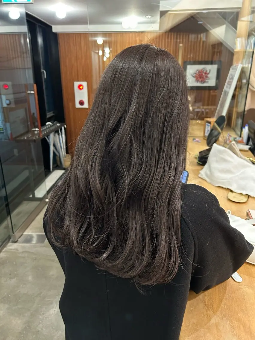 ロング アオキ サキ💫のヘアスタイル