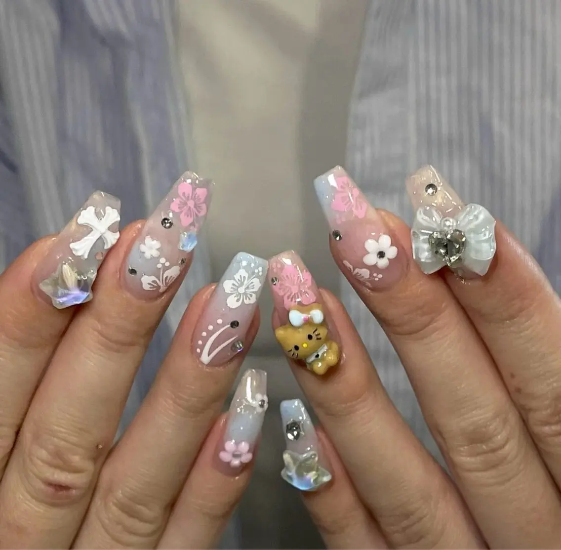 ネイル ハンドネイル BERA NAILSのネイルデザイン