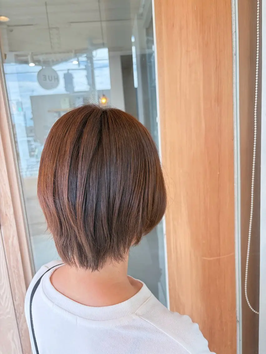 ショート カラー ベージュカラー 透明感カラー オリーブベージュ ヘアカラー 光田 歩未のヘアスタイル