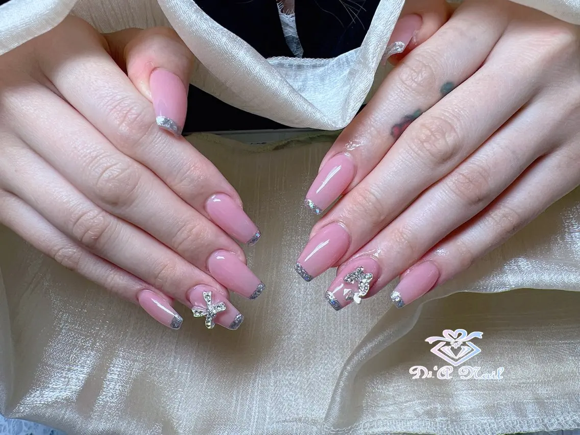 ネイル ハンドネイル Di'a nail ネイルサロンのネイルデザイン