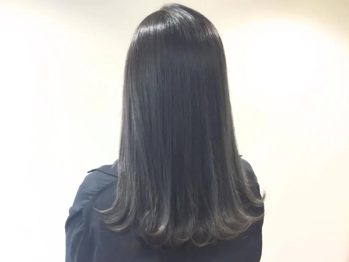 ミディアム Noe心斎橋 堀田 朋宏のヘアスタイル