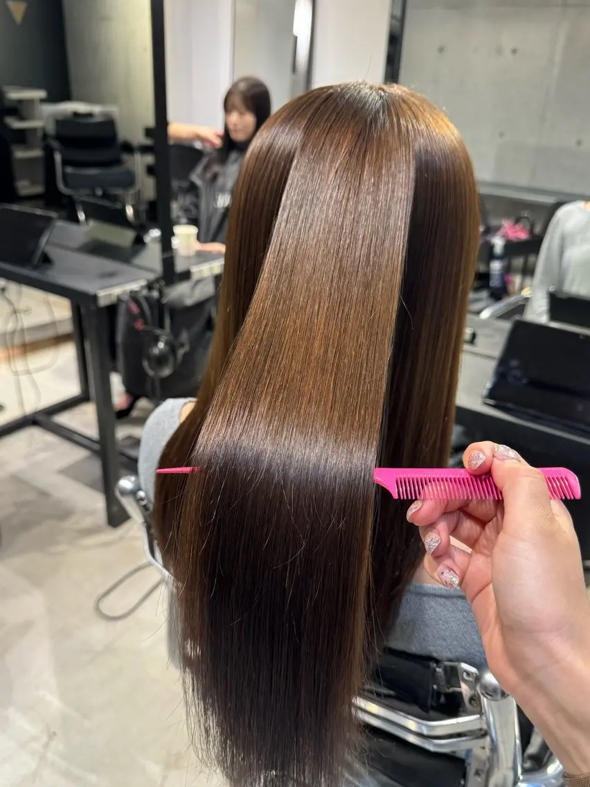 ロング カラー パーマ ヘアアレンジ ヘアカラー トリートメント 艶髪縮毛矯正/透明感 カラー/YUKAのヘアスタイル