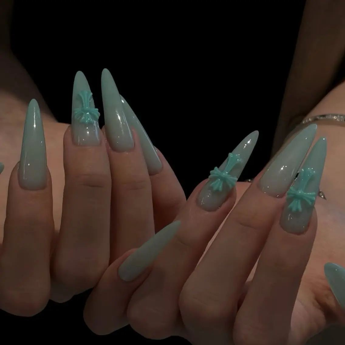 ネイル キラキラネイル 韓国ネイル マグネットネイル 夏ネイル ワンホンネイル ハンドネイル Sully Nail Labのネイルデザイン