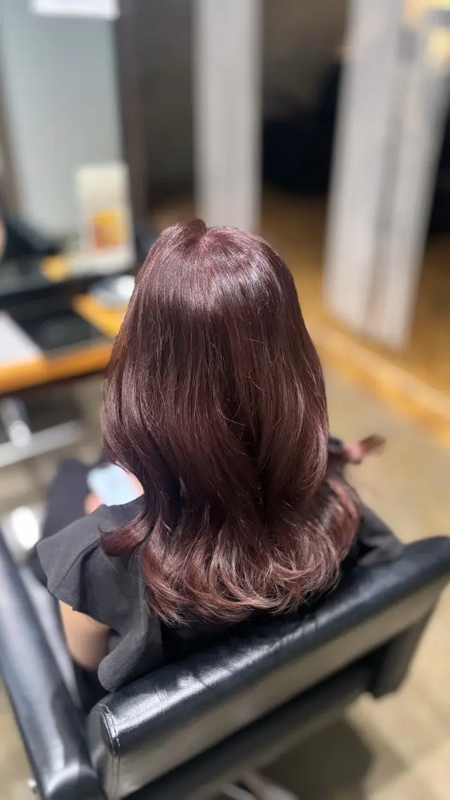 ミディアム カラー ヘアカラー ︎︎ hinanoのヘアスタイル
