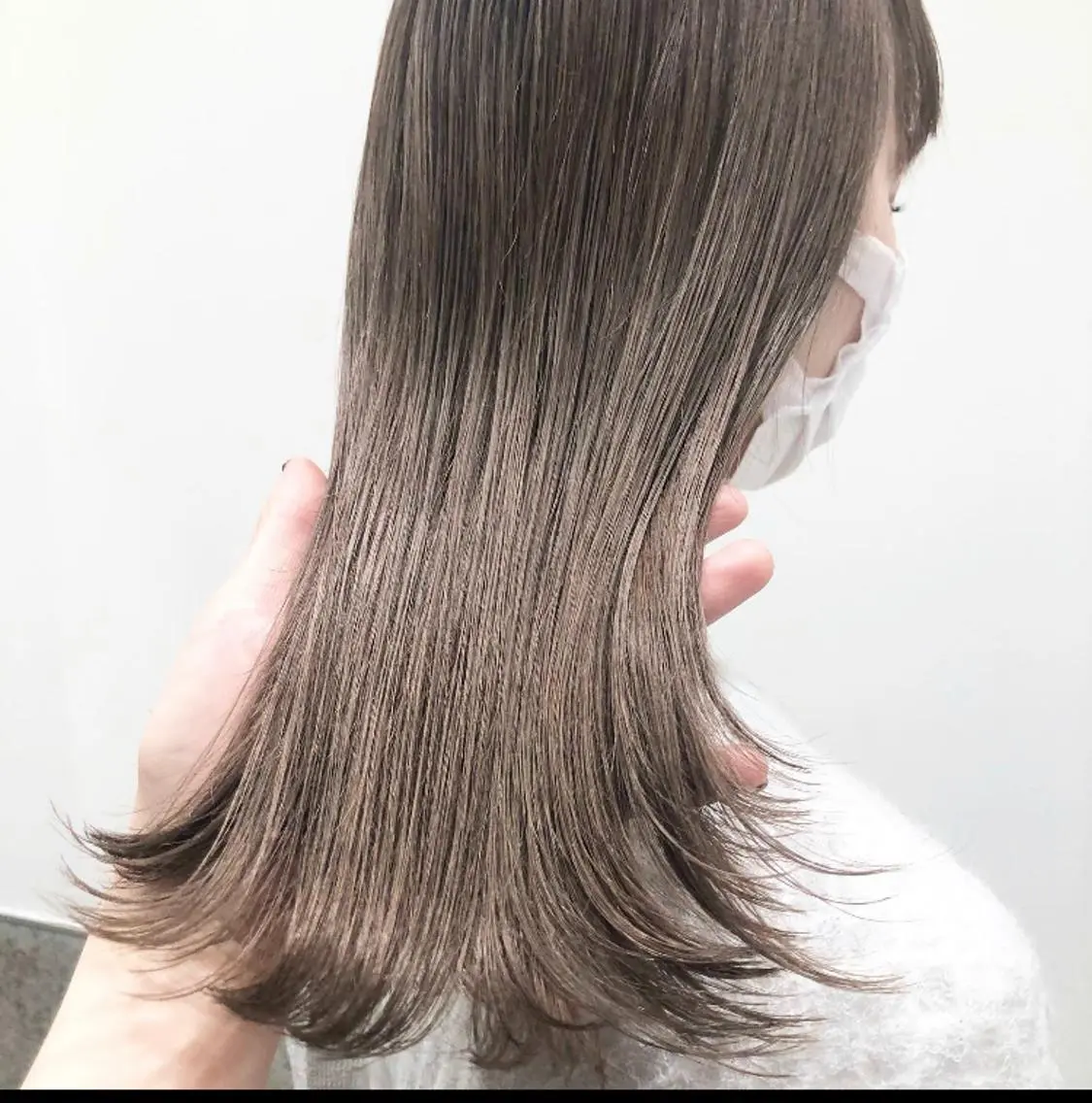セミロング カラー パーマ ヘアアレンジ メンズ キッズ メンズハイトーン メンズ韓国風 透明感カラー ハイトーンカラー 韓国風ヘア カット ヘアカラー トリートメント stylist 🌸 kana.のヘアスタイル