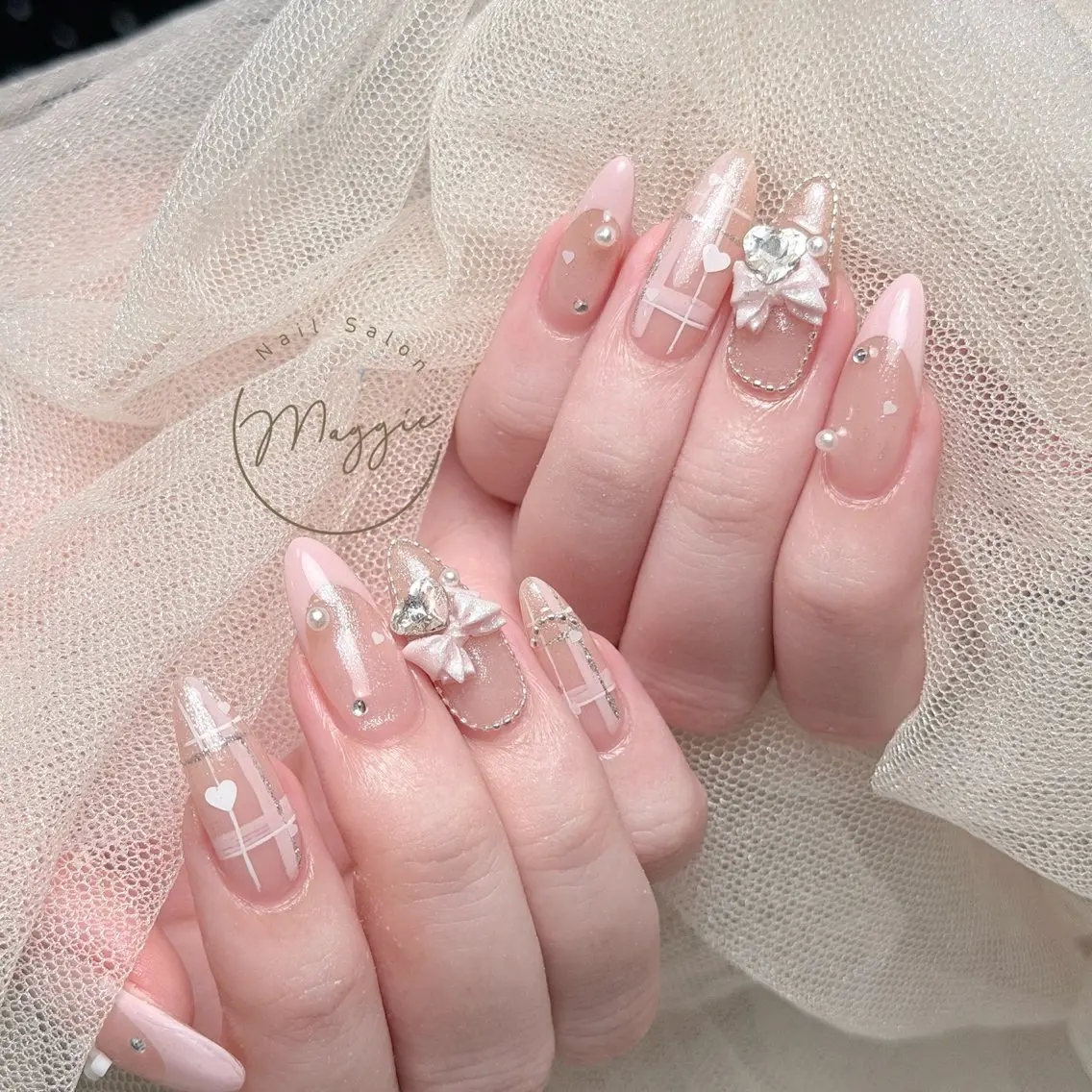 ネイル Maggie Nail🦩のネイルデザイン