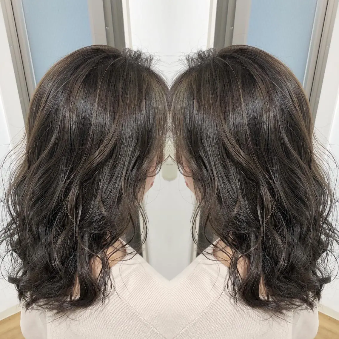 セミロング カラー ブリーチ特化 梅田本多翔のヘアスタイル