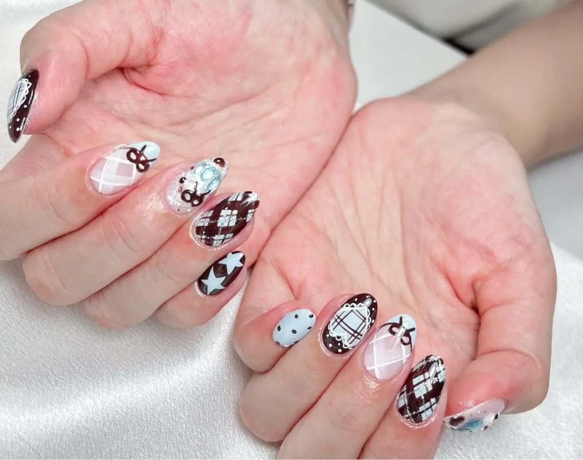 ネイル ハンドネイル ハンドケア Aura Nail ✨Ai✨のネイルデザイン
