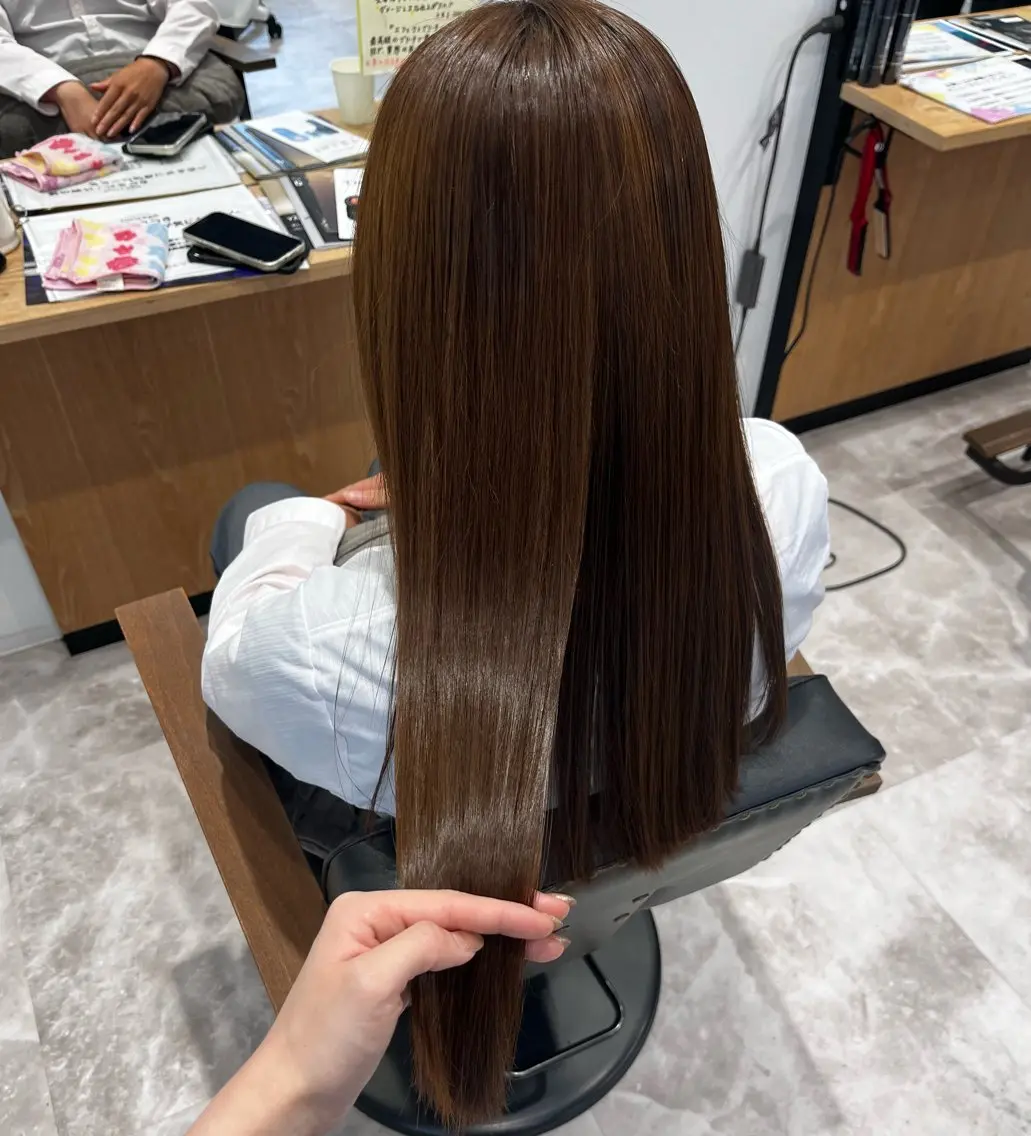 ロング 縮毛矯正 recipe la couleurりんかのヘアスタイル