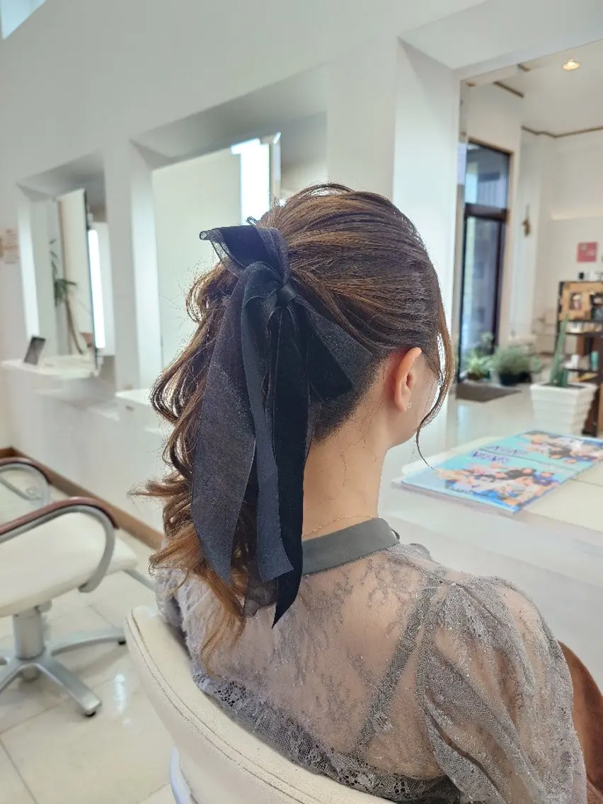 ロング ヘアアレンジ ポニーテール ロング ヘアセット キンジョウ エナミのヘアスタイル