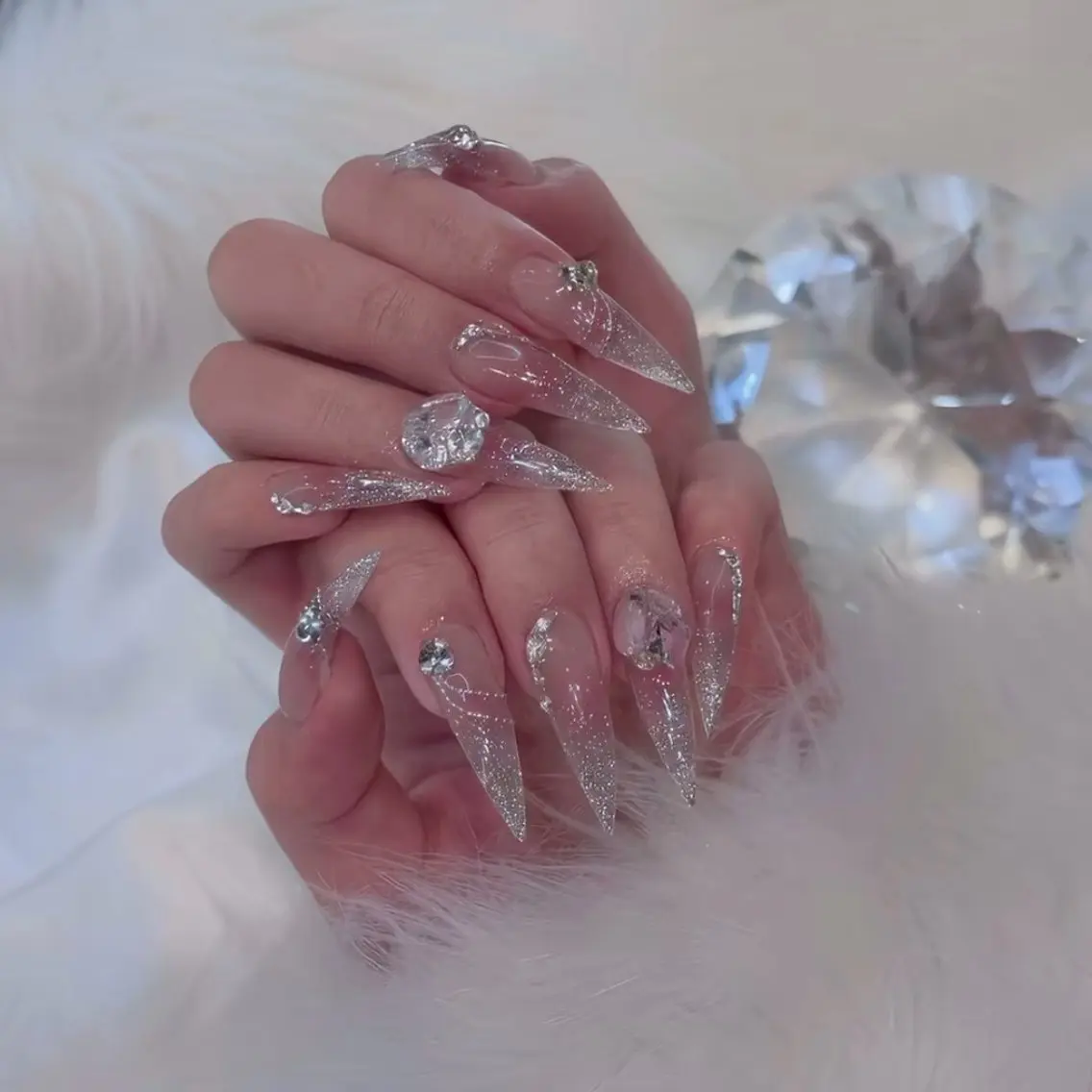ネイル ハンドネイル Luna Gladeのネイルデザイン