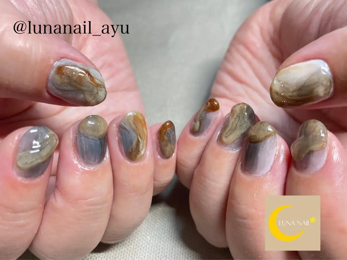 ネイル ニュアンスネイル ハンドネイル LUNA NAIL ayuのネイルデザイン