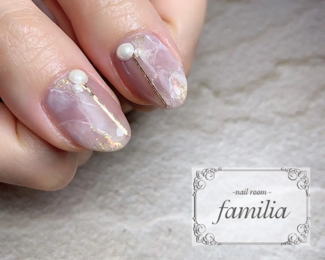 ネイル ハンドネイル -nailroom- familiaのネイルデザイン