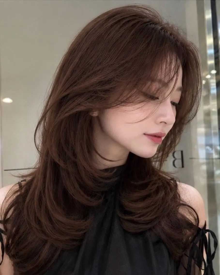 ロング カラー ロングレイヤー ベージュカラー ブリーチ ブラウンカラー 透明感カラー カット ヘアカラー トリートメント ダメージレス美容師 🌱水島侑理のヘアスタイル