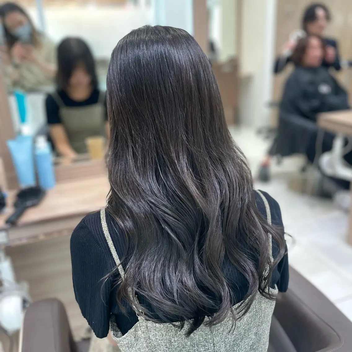 ロング カラー ヘアカラー 崎山 紗吏のヘアスタイル