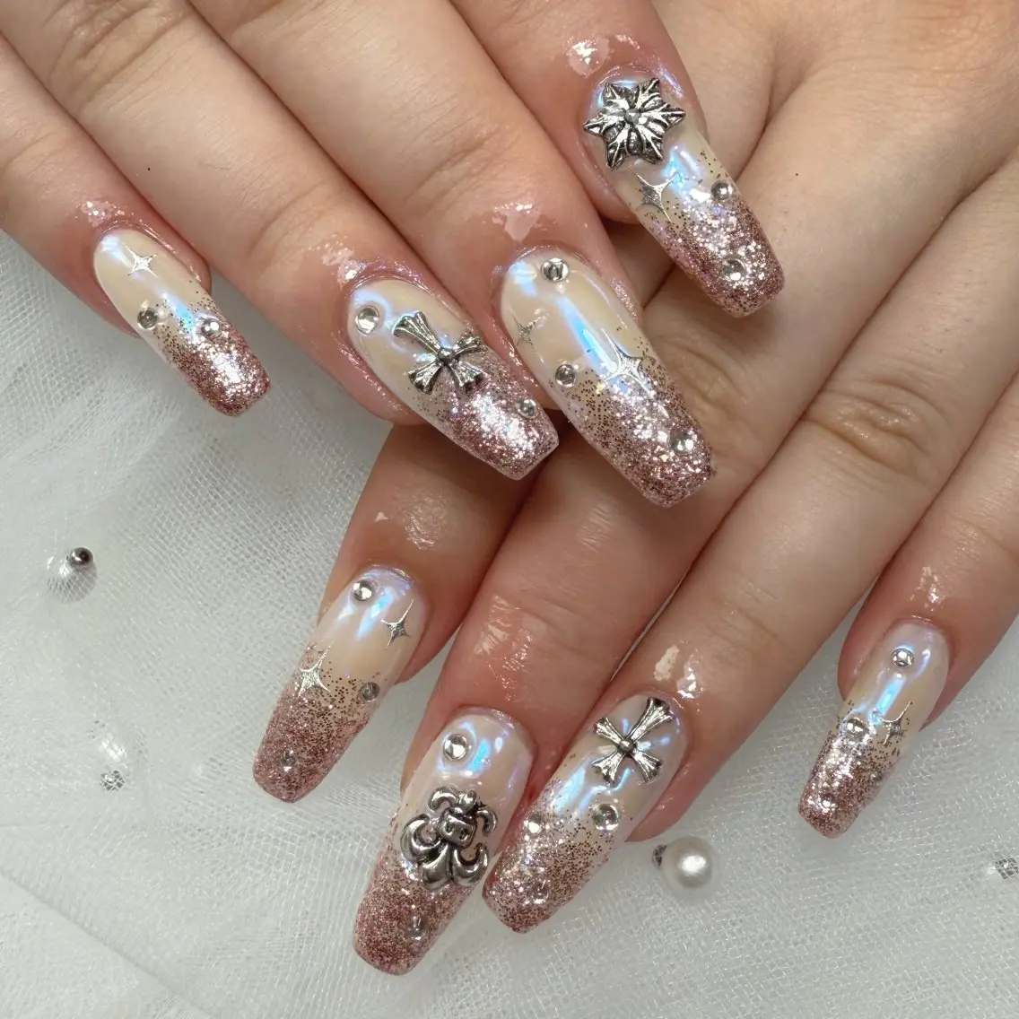 ネイル ミラーネイル ハンドネイル L'ino nailのネイルデザイン