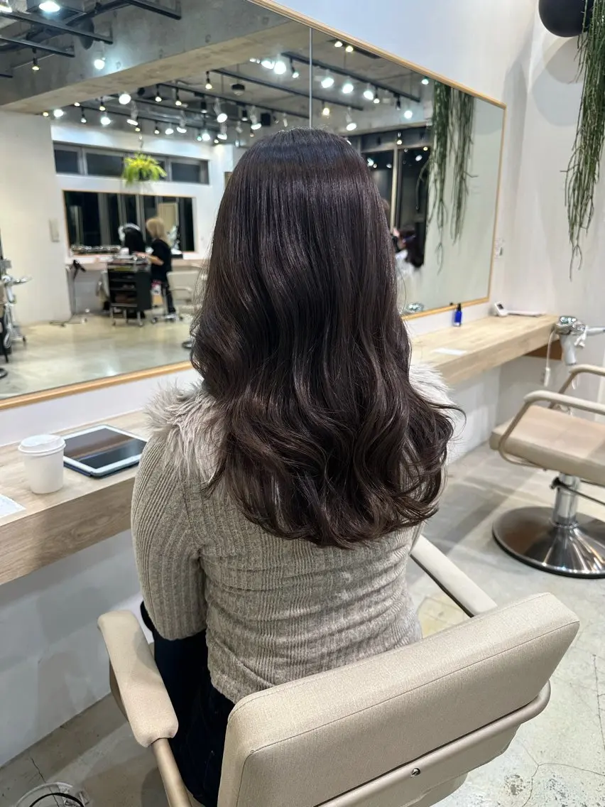 カラー ヘアカラー トリートメント 𝐑𝐮𝐧𝐚 🩵のヘアスタイル
