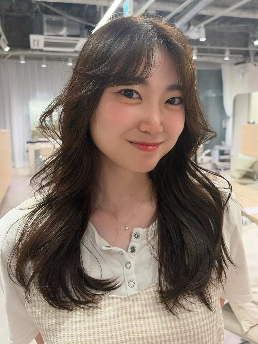 ロング 透明感カラー🪽 ゆうかのヘアスタイル