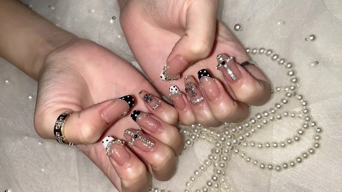ネイル ハンドネイル 《LB》ラブリエ Nail&eyeのマツエク・マツパデザイン