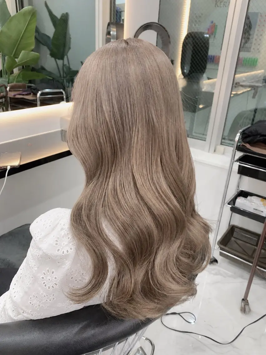 カラー ブリーチ Lapis 福岡大名 AIのヘアスタイル