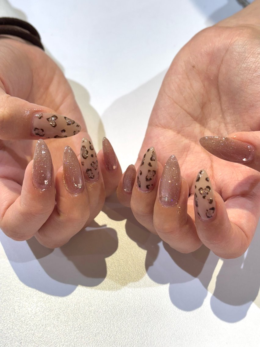 ネイル ハンドネイル REINA .のネイルデザイン