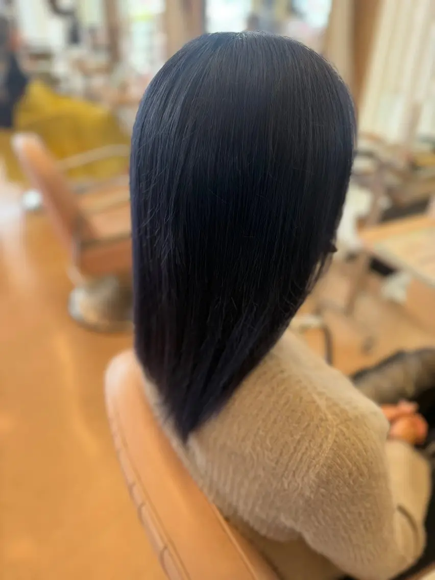 ミディアム 伊熊 梨紗のヘアスタイル