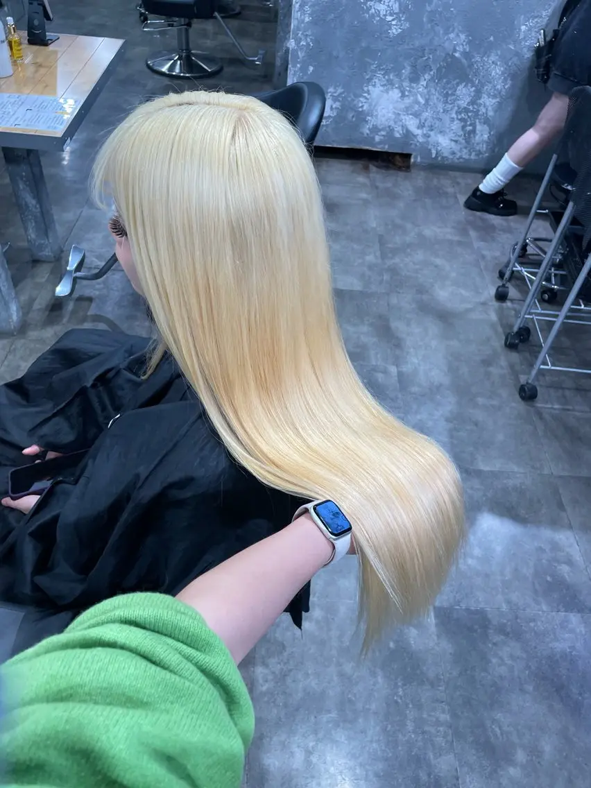 ロング カラー ヘアカラー トリートメント ハイトーン 横浜💞ミオのヘアスタイル