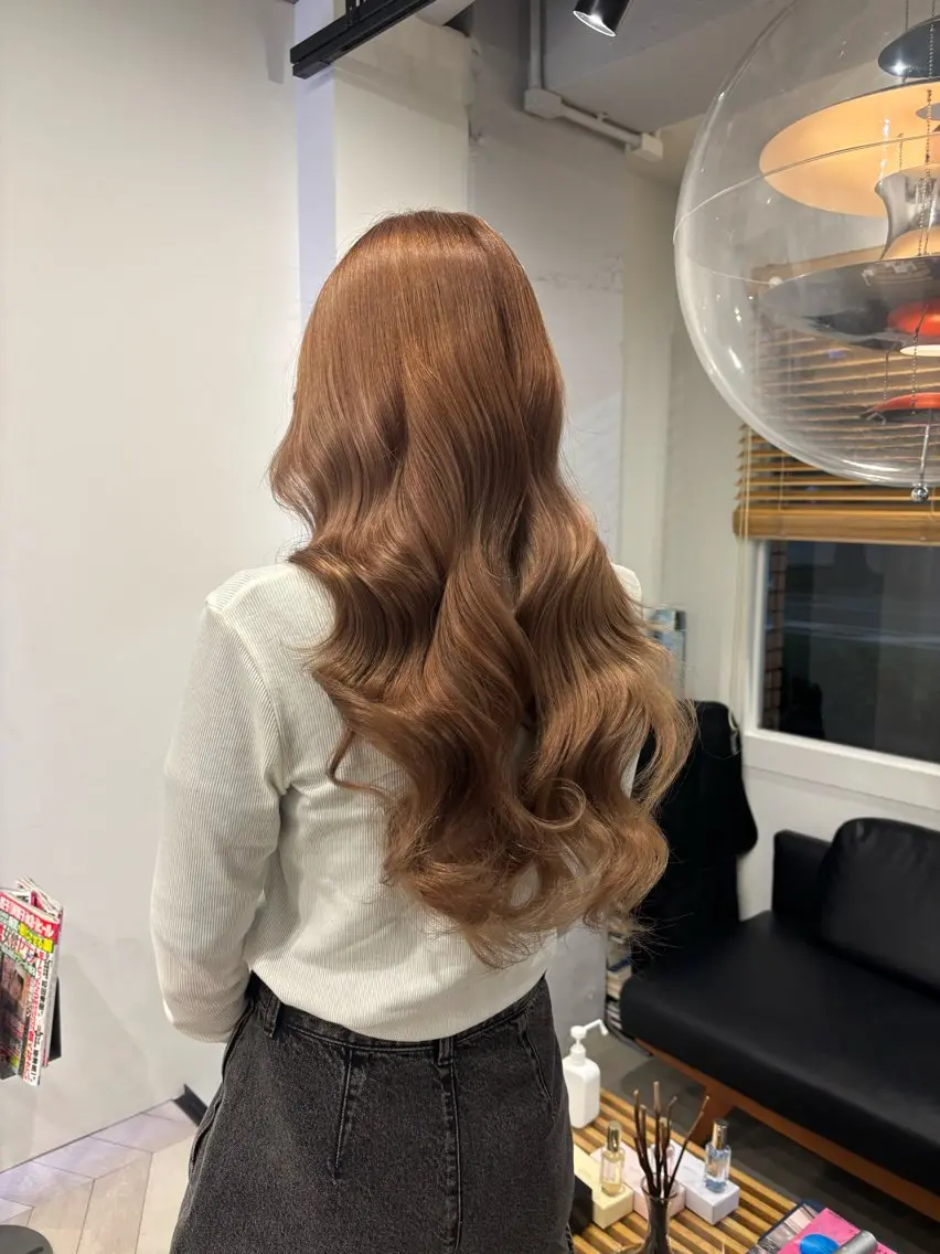 ロング カラー ブリーチ ロング 熊取谷 茉那のヘアスタイル
