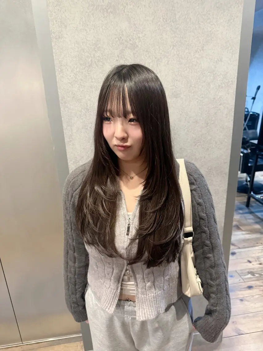 ロング レイヤーカット 大和田 七聖/オオワダナナセのヘアスタイル