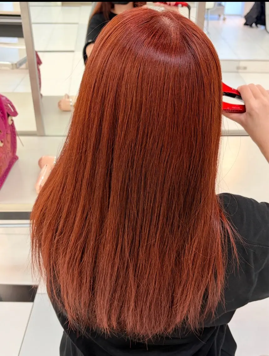 カラー アディクシーカラー オレンジ 尾山 歩香のヘアスタイル