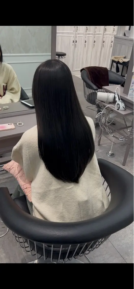 ノンストレスな酸性ストレート！✨️✂️の写真