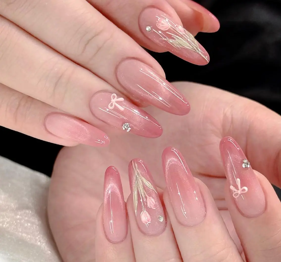 ネイル ハンドネイル 🎀 Ayaka_nailのネイルデザイン