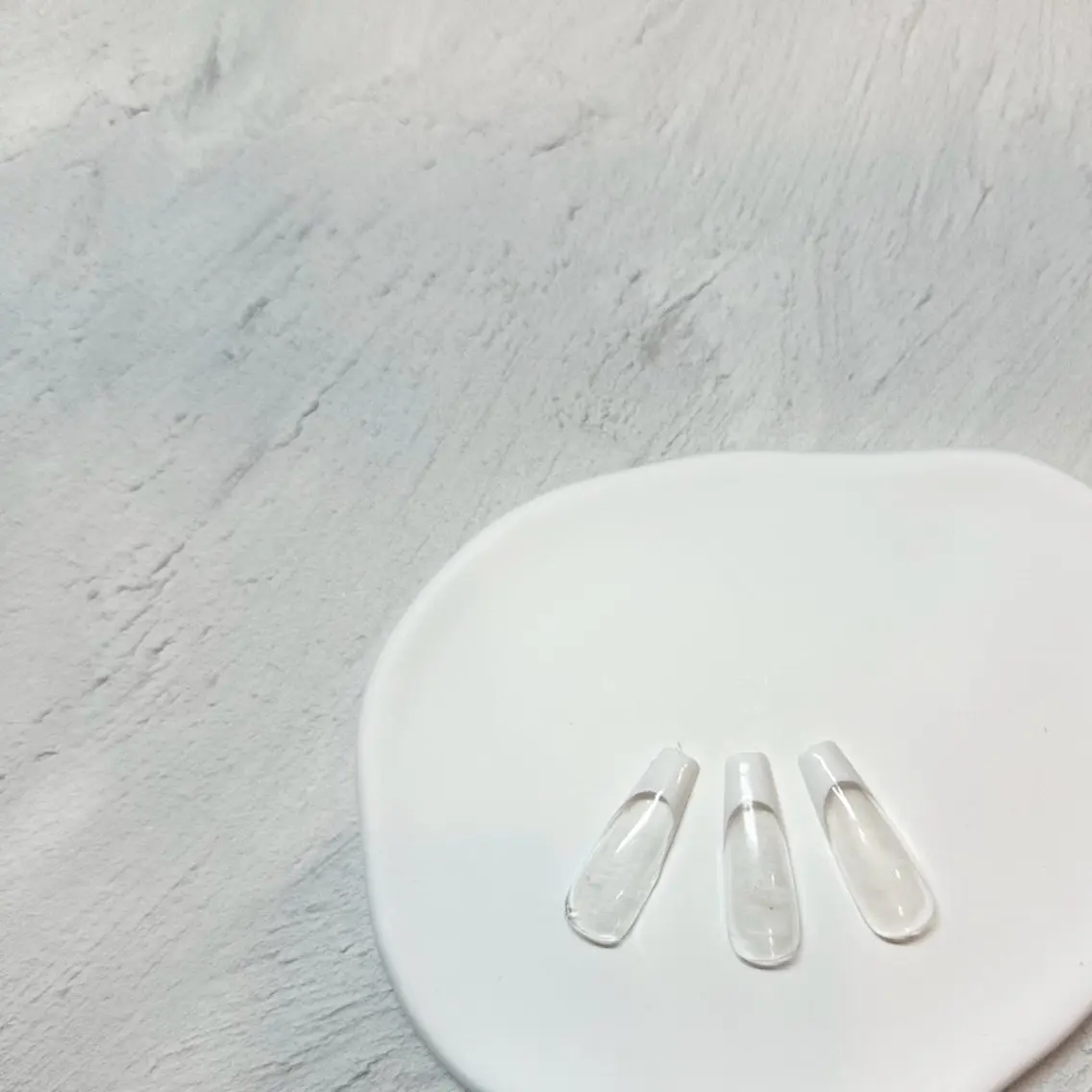 ネイル フレンチネイル atelier design Amiのネイルデザイン