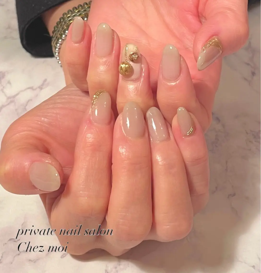 ネイル KOMINE TOMOKOのネイルデザイン