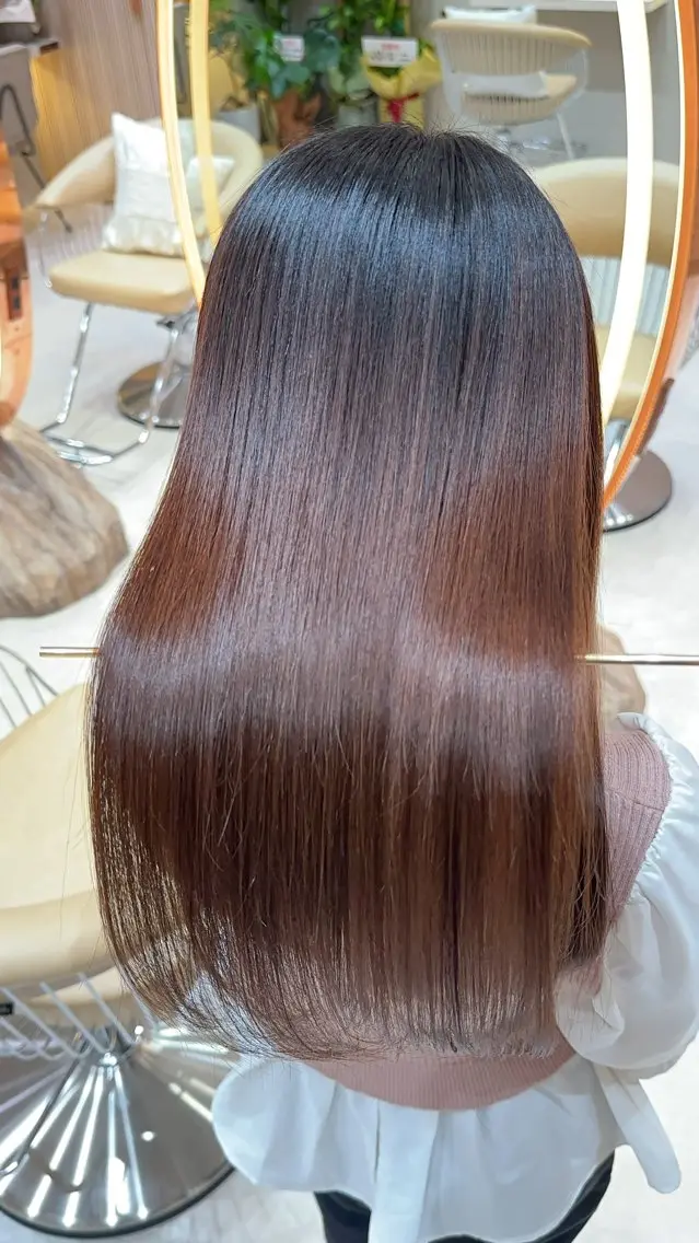 セミロング カラー カット ヘアカラー 縮毛矯正 美髪縮毛矯正✨🫧 レイヤー川村利幸のヘアスタイル