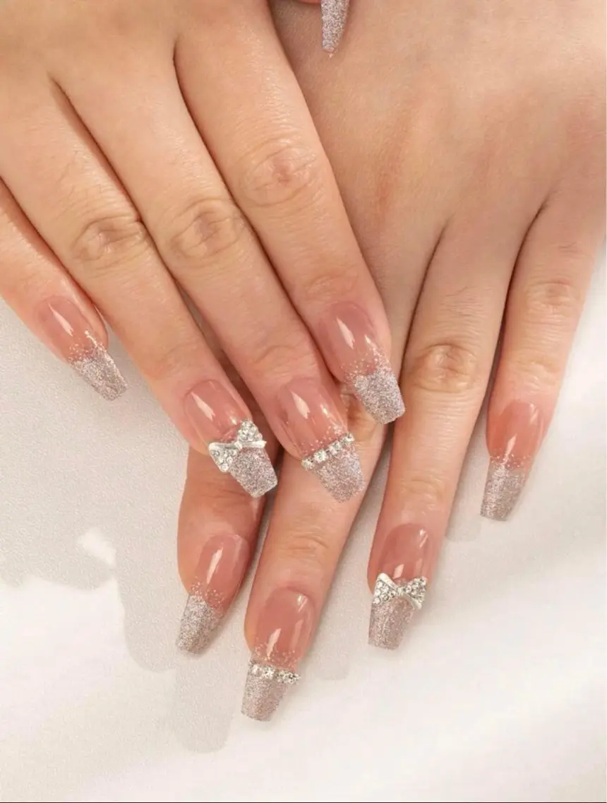 ネイル フレンチネイル ジェルネイル 韓国ネイル マグネットネイル マグネットフレンチ akina nailsのネイルデザイン