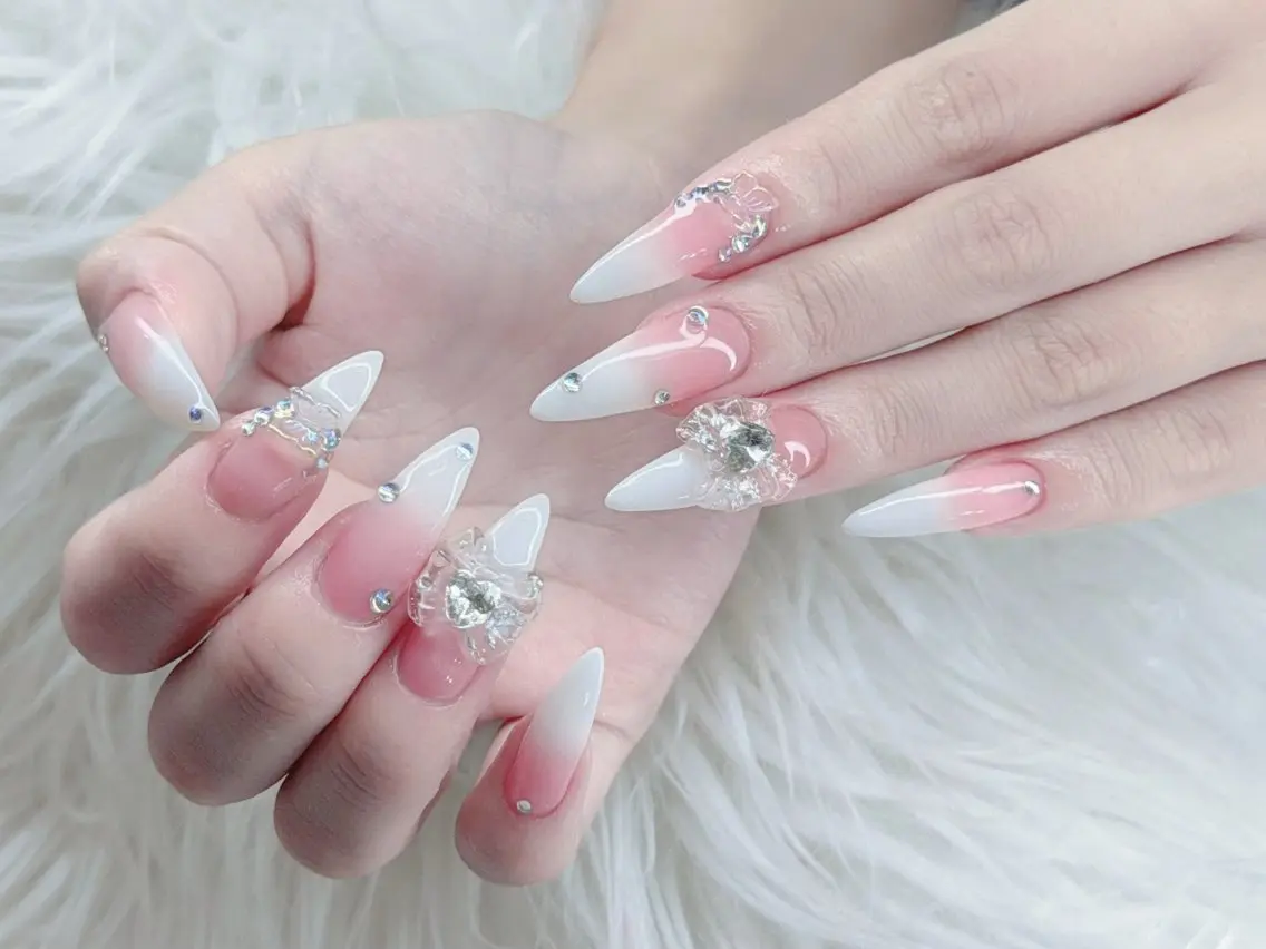 ネイル ARI Heaven 池袋のネイルデザイン