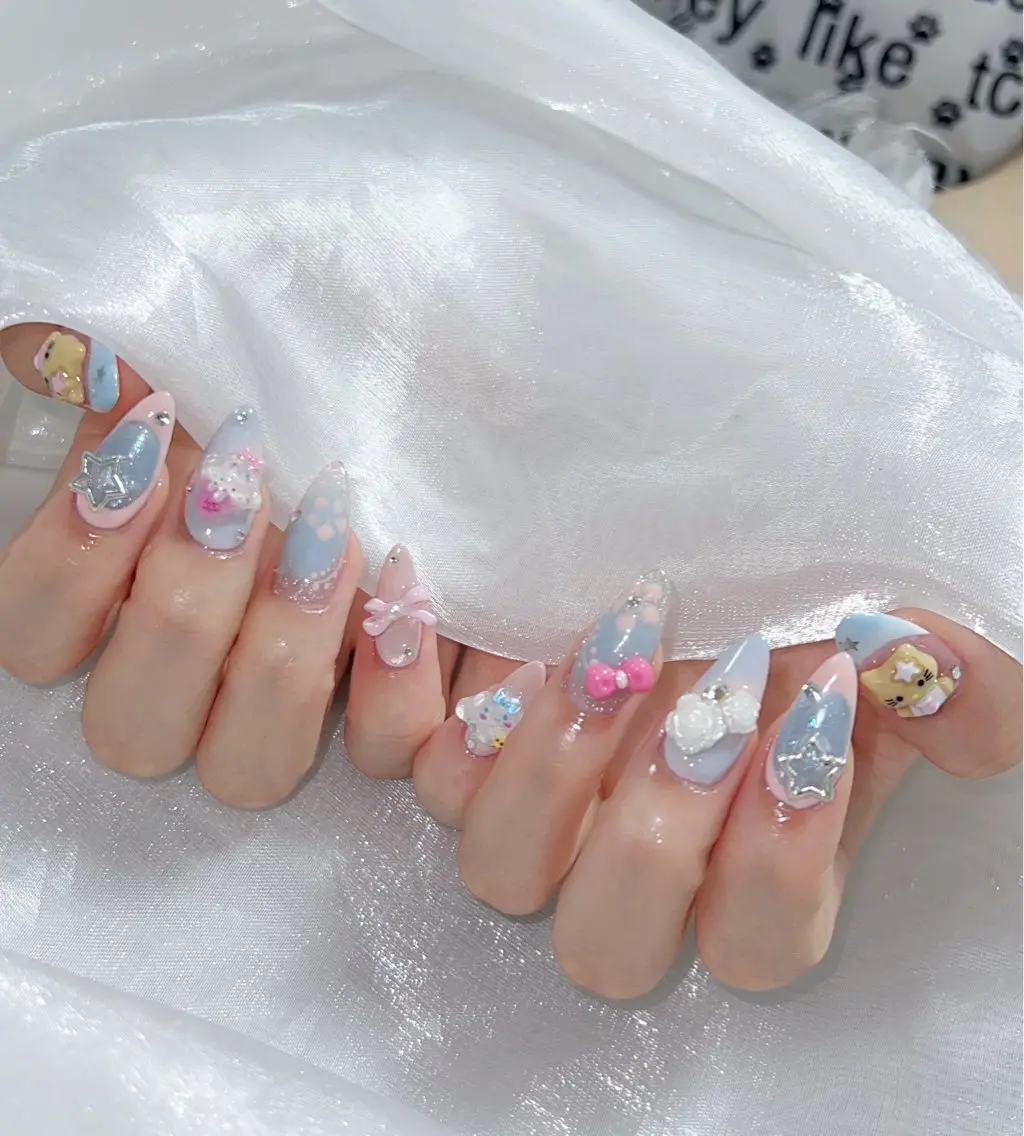 ネイル 成人式 ロングネイル マグネットネイル 大理石ネイル(マーブル) リボン ZUZU AMEE NAILのネイルデザイン