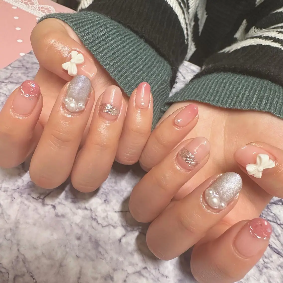 ネイル ガーリー ハンドネイル Pretzels🥨 【プレッツェル】ミウのネイルデザイン