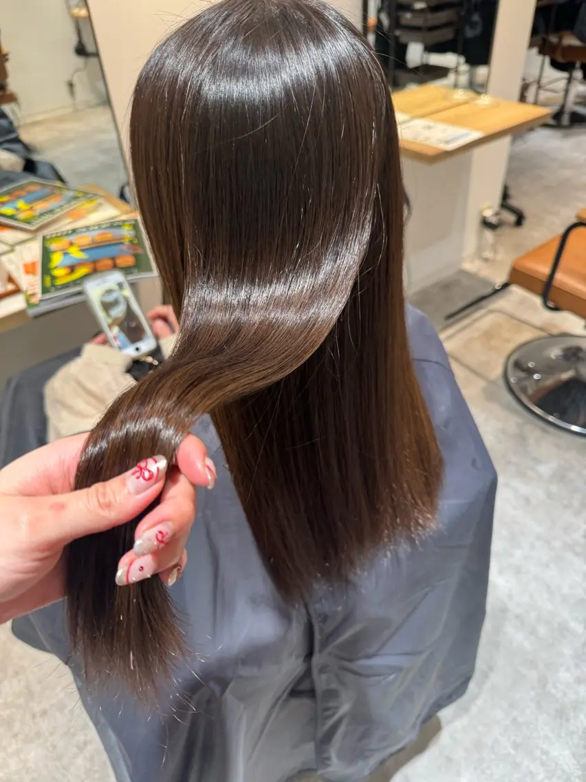 ロング カラー パーマ 髪質改善 縮毛矯正 カット 縮毛矯正 オスズ 🎀´-のヘアスタイル