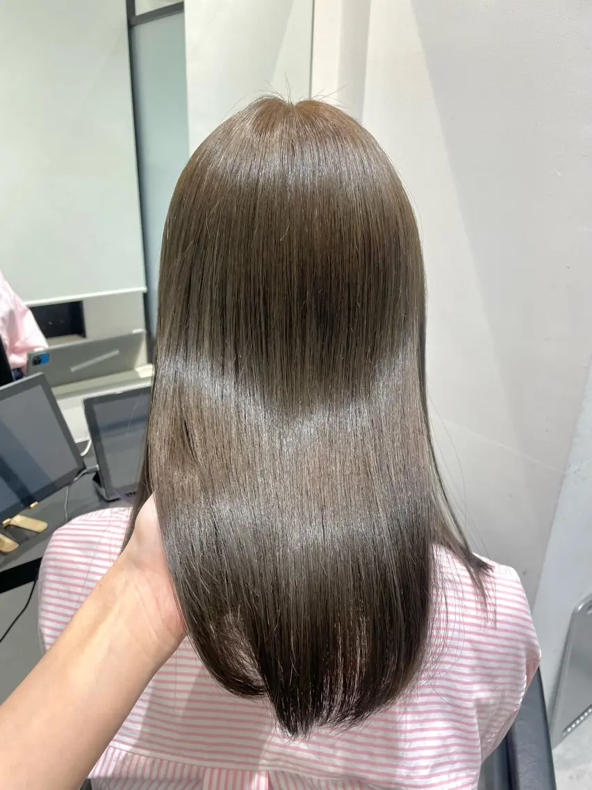 ミディアム 【丁寧なカウンセリ ング】MIHOのヘアスタイル
