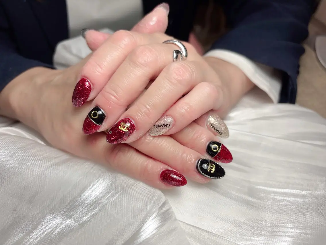 ネイル ハンドネイル ハンドケア みなみ 。のネイルデザイン