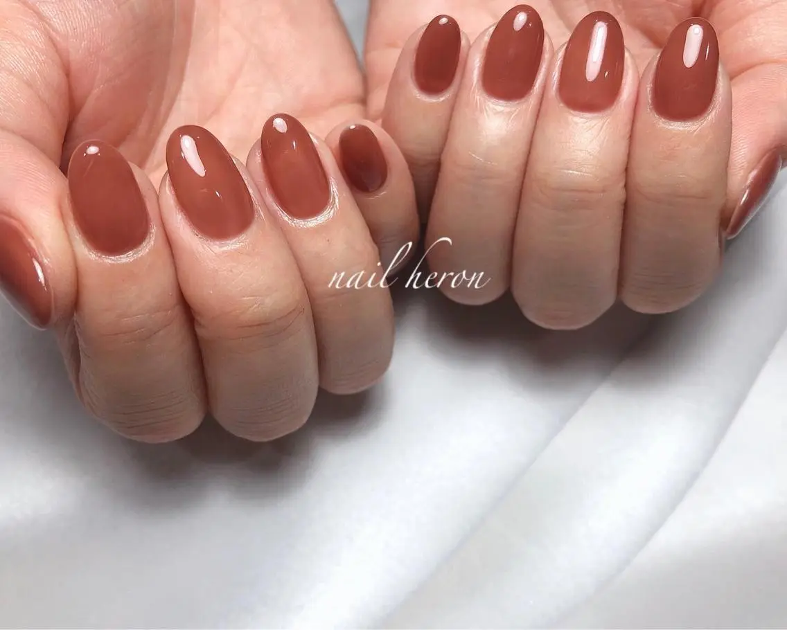ネイル ワンカラーネイル ハンドネイル saki_ nail heronのネイルデザイン