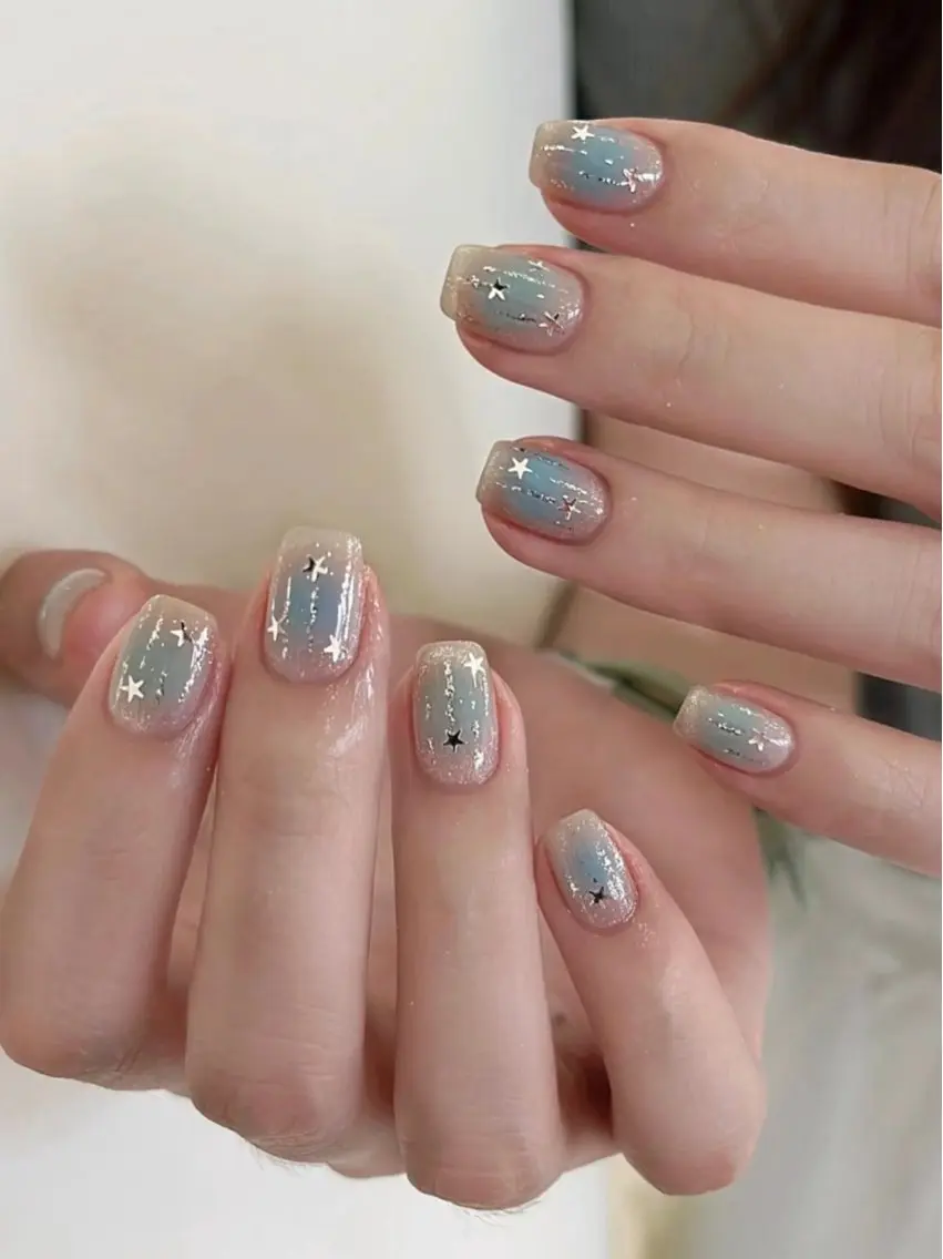 ネイル オーロラネイル 長さ出し フットネイル 韓国ネイル ラメ(グリッター) 👍thumbs up nail👍のネイルデザイン