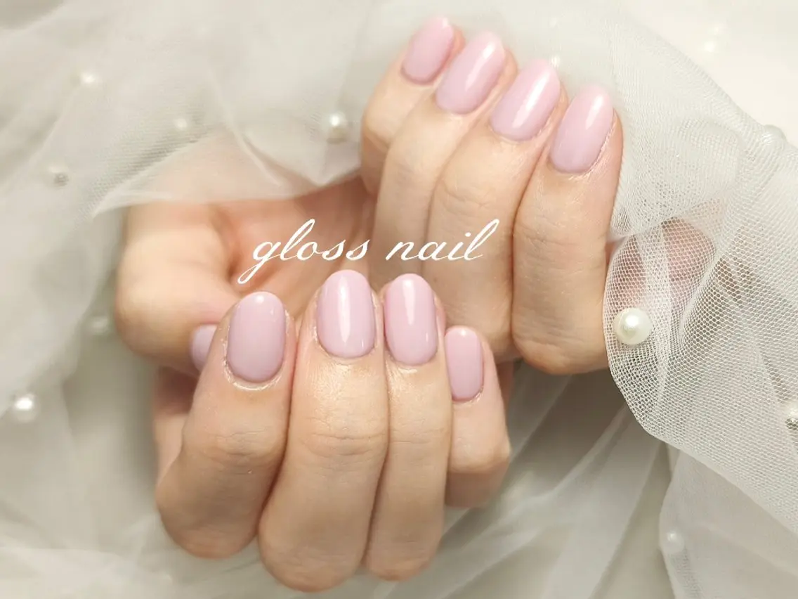 ネイル ハンドネイル アヤカ☘️Gloss nailのネイルデザイン