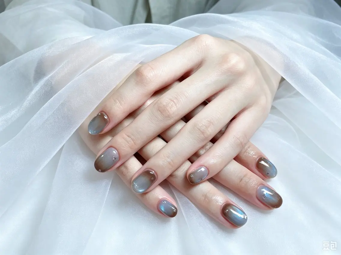 ネイル 大久保アオnail リサのネイルデザイン