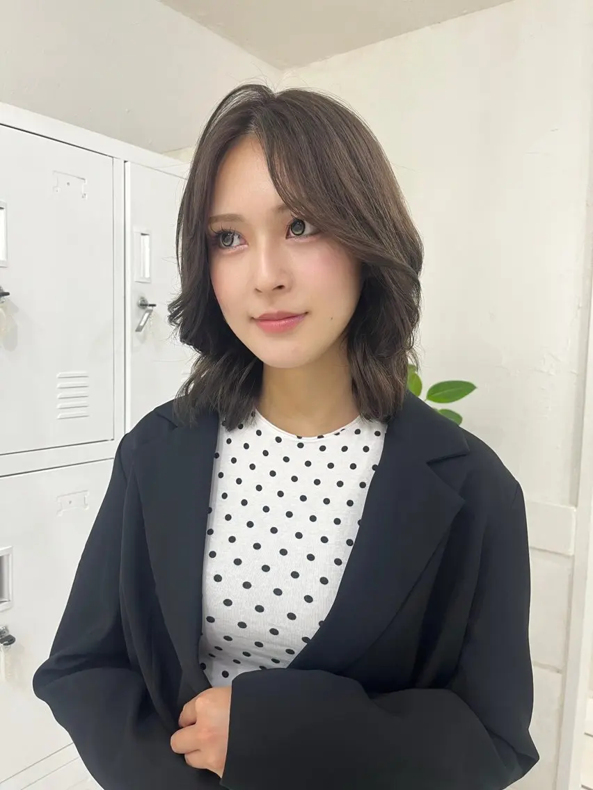 ミディアム カラー カット ヘアカラー トリートメント 透明感カラー似合 わせ♡fuminaのヘアスタイル