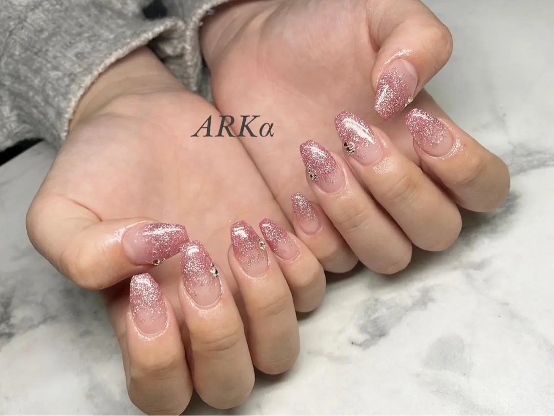 ネイル スカルプネイル ハンドネイル ARKα Nishiのネイルデザイン