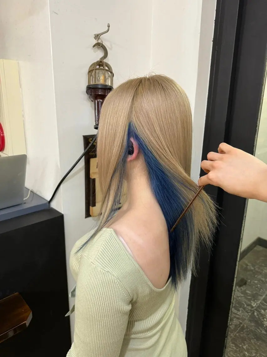 カラー ベージュカラー ミルクティーベージュ ヘアカラー ブリーチカラーモデル 募集中/ リョウスケのヘアスタイル